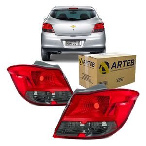 Par Lanterna Traseira Fumê Hatch Onix 2013 A 2016 Arteb KIT2508 460431 460432