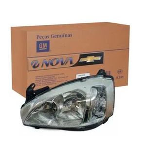 Farol Cromado Lado Esquerdo Sem Regulagem Elétrica Lente Lisa -  Corsa Novo 2008 a 2012