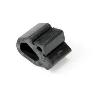 Coxim Batente Do Capo No Paralama Lado Direito Ou Esquerdo  Montana /corsa Peças Genuínas GM 93390832