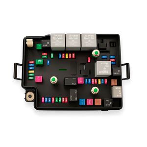 Caixa de Fusíveis Traiblazer 17/22 2.8 86771995 GM