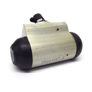 Cilindro De Roda Freio Traseiro 95018640 Spin