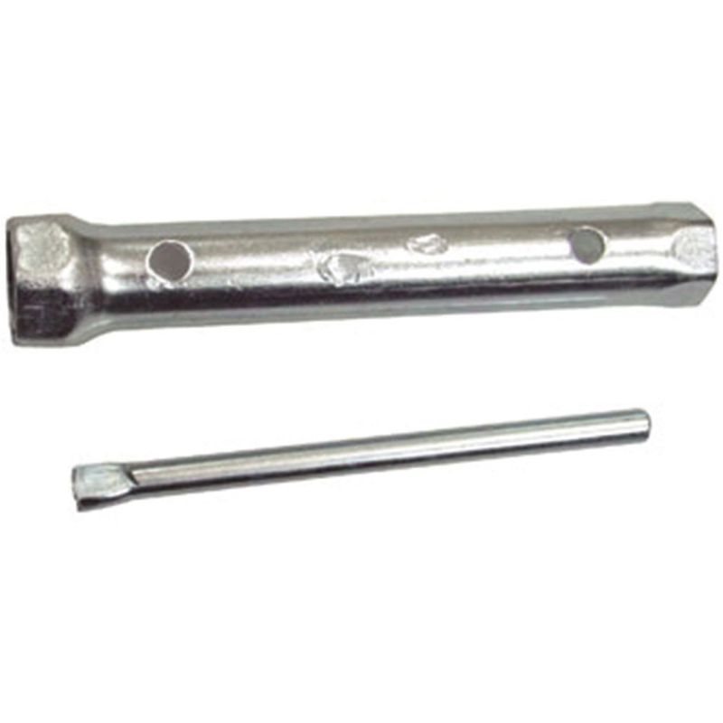 UN40136